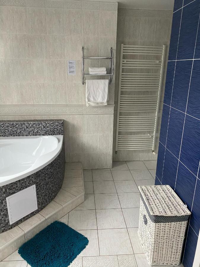 Penzion Exclusive Trenčín Екстериор снимка